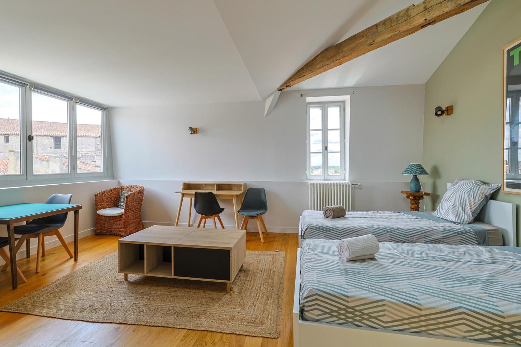 Grand Appartement De Standing #Hypercentre Cognac Exterior photo